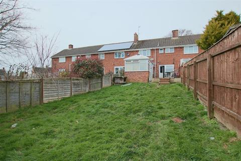 33 Lancelot Road, Exeter, EX4 9BZ