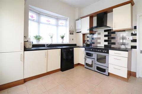 49 Upper Park Road, Belvedere, DA17 6EN