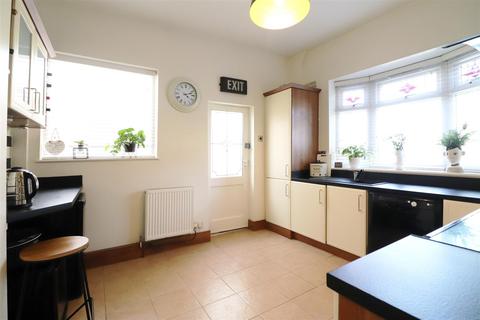 49 Upper Park Road, Belvedere, DA17 6EN
