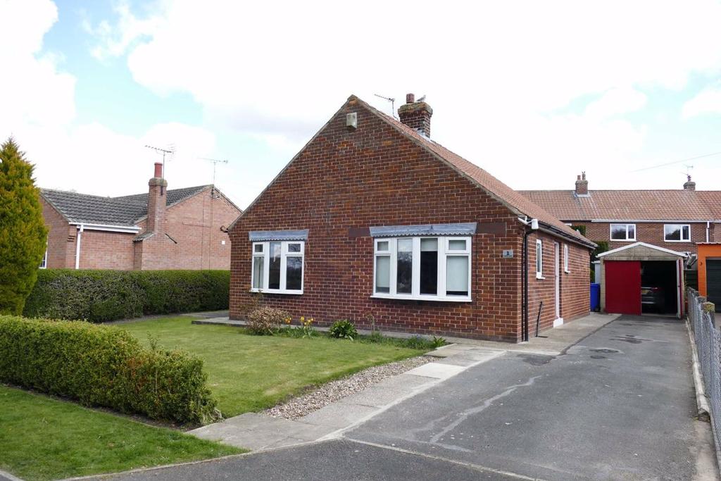 Sands Lane, Holme On Spalding Moor 2 bed detached bungalow £215,000