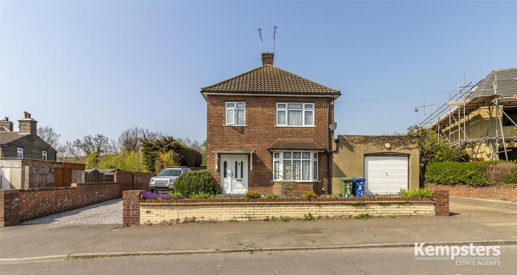 Palmerston Road, Grays 3 bed detached house £475,000