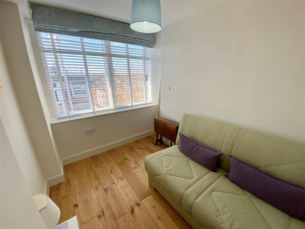 Bedroom 3.jpg