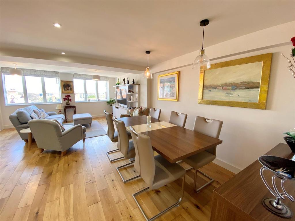 Living room dining.jpg