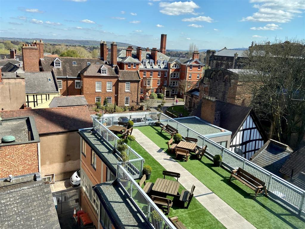 Outdoor terrace.jpg