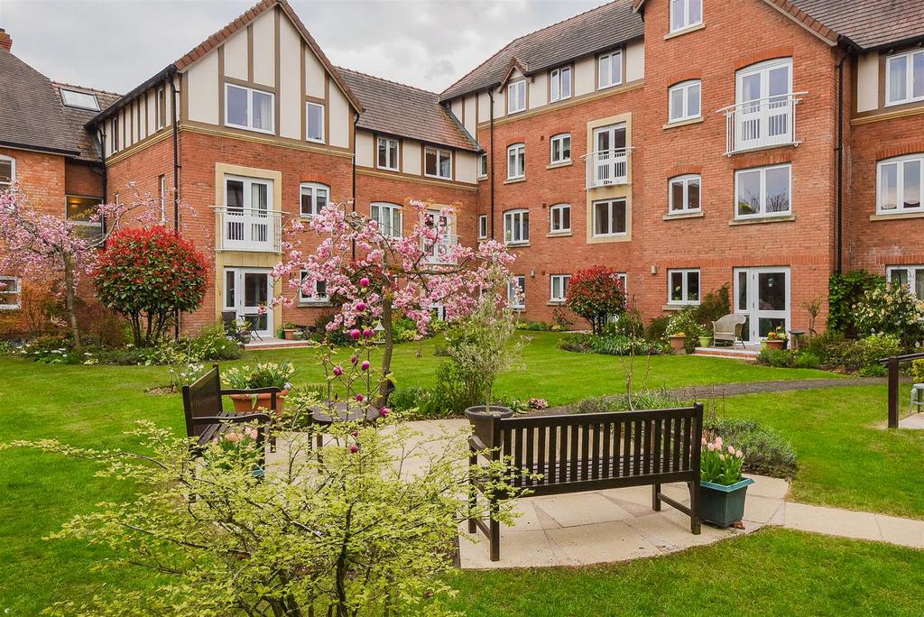 Worcester Road, Malvern 1 bed retirement property for sale £85,000