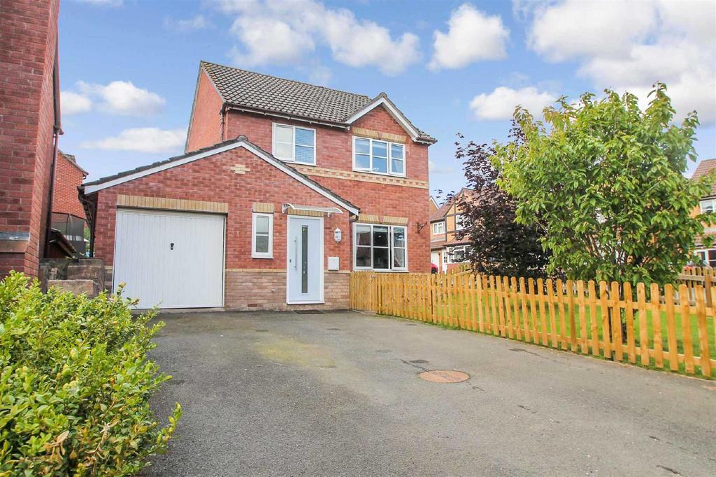 Vashon Close, Ludlow 3 bed detached house £290,000