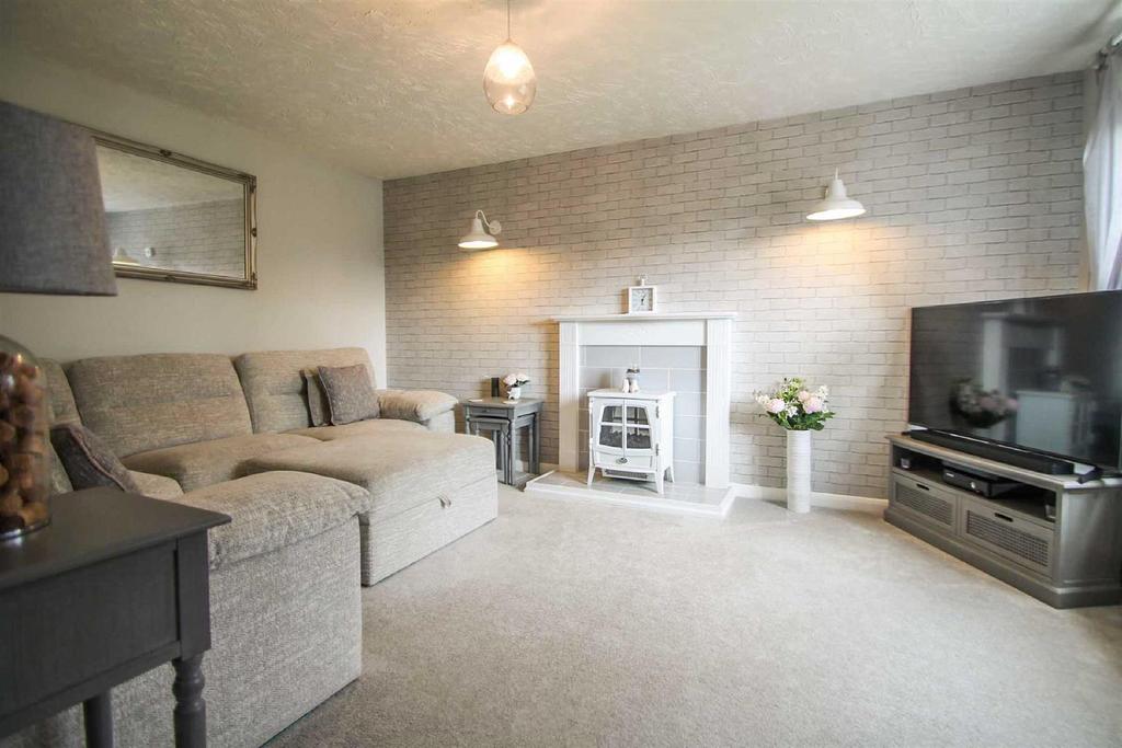 Vashon Close, Ludlow 3 bed detached house £290,000
