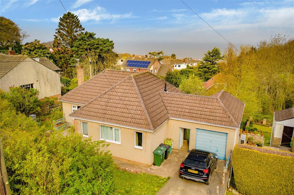 Nore Road, Portishead 4 bed detached house £600,000