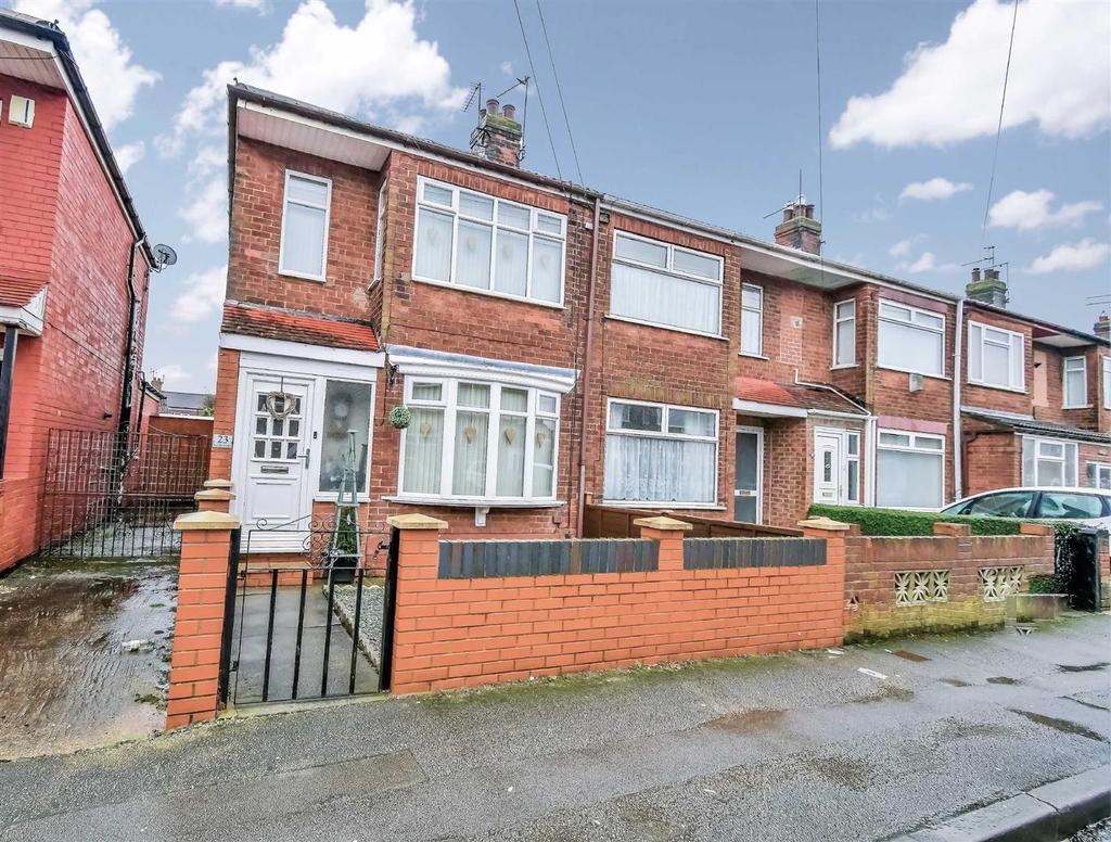 Rosedale Avenue, Hull 3 bed end of terrace house £115,000