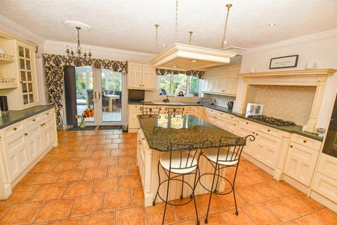 389 Beverley Road, Anlaby, Hull, HU10 7BQ