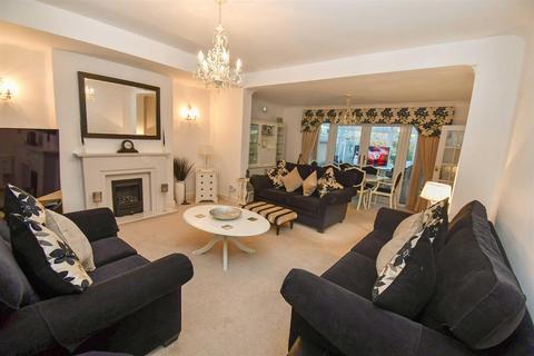 389 Beverley Road, Anlaby, Hull, HU10 7BQ