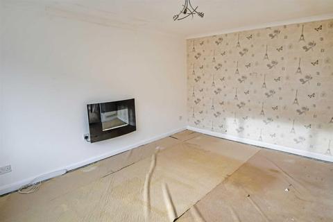 11 Binbrook Garth, Bransholme, Hull, HU7 4LB