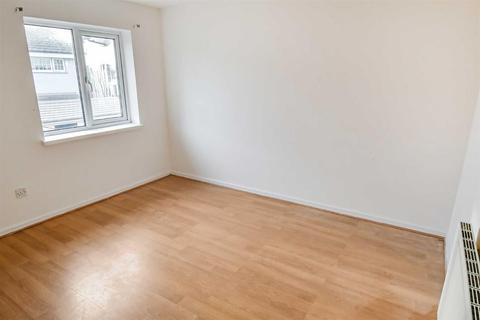 11 Binbrook Garth, Bransholme, Hull, HU7 4LB
