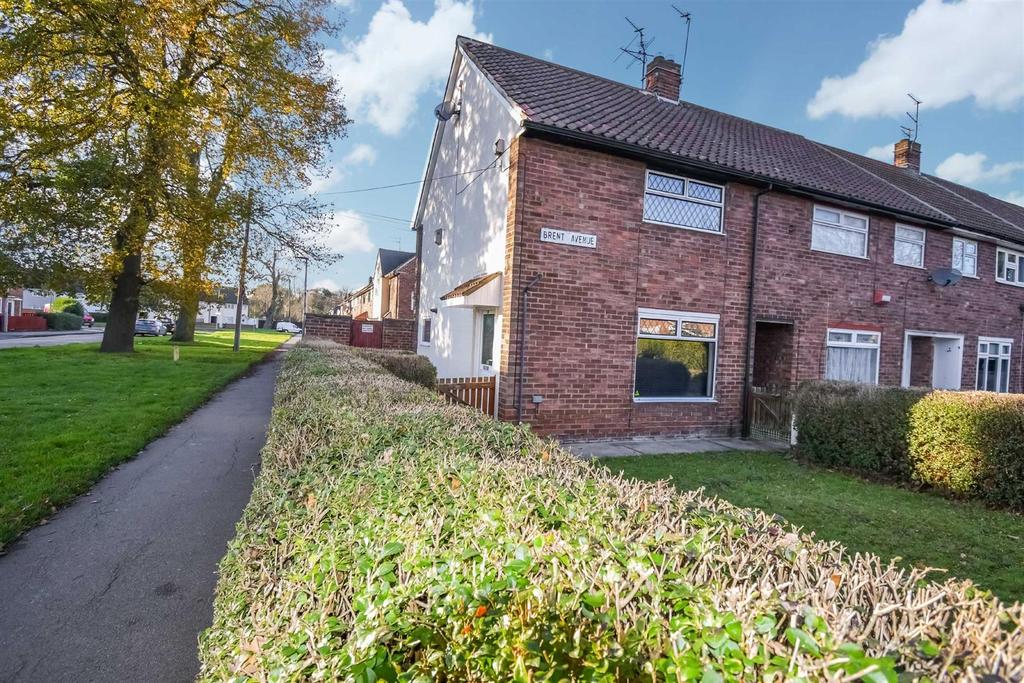 Brent Avenue, Longhill, Hull 2 bed end of terrace house £85,000