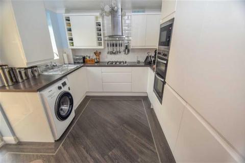 36 Beamsley Way, Kingswood, Hull, HU7 3EH