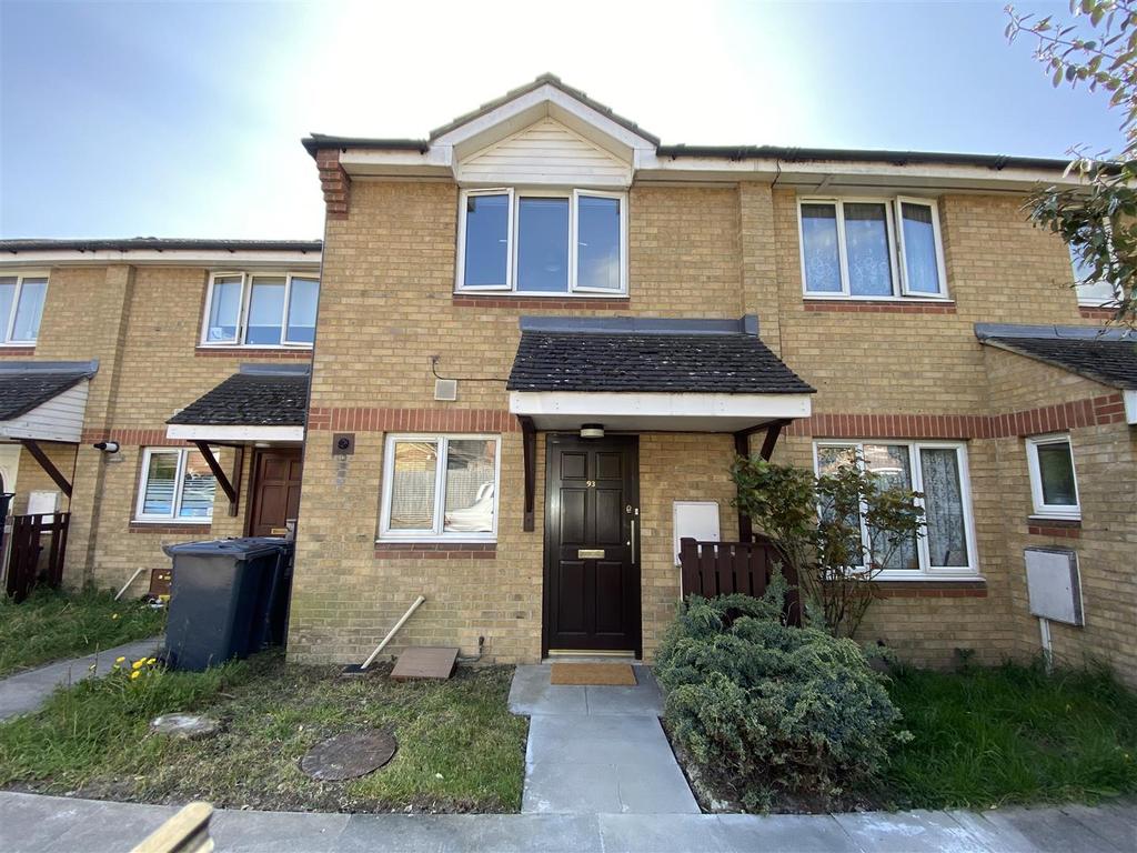 Adams Way, Croydon 2 bed terraced house £350,000