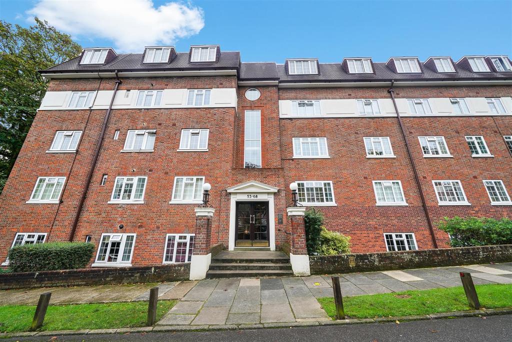 Herga Court, Sudbury Hill, Harrow 2 bed flat £1,300 pcm (£300 pw)