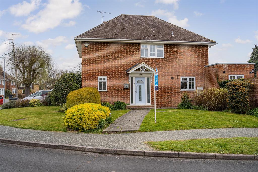 The Fairway, Herne Bay 4 bed house £1,600 pcm (£369 pw)
