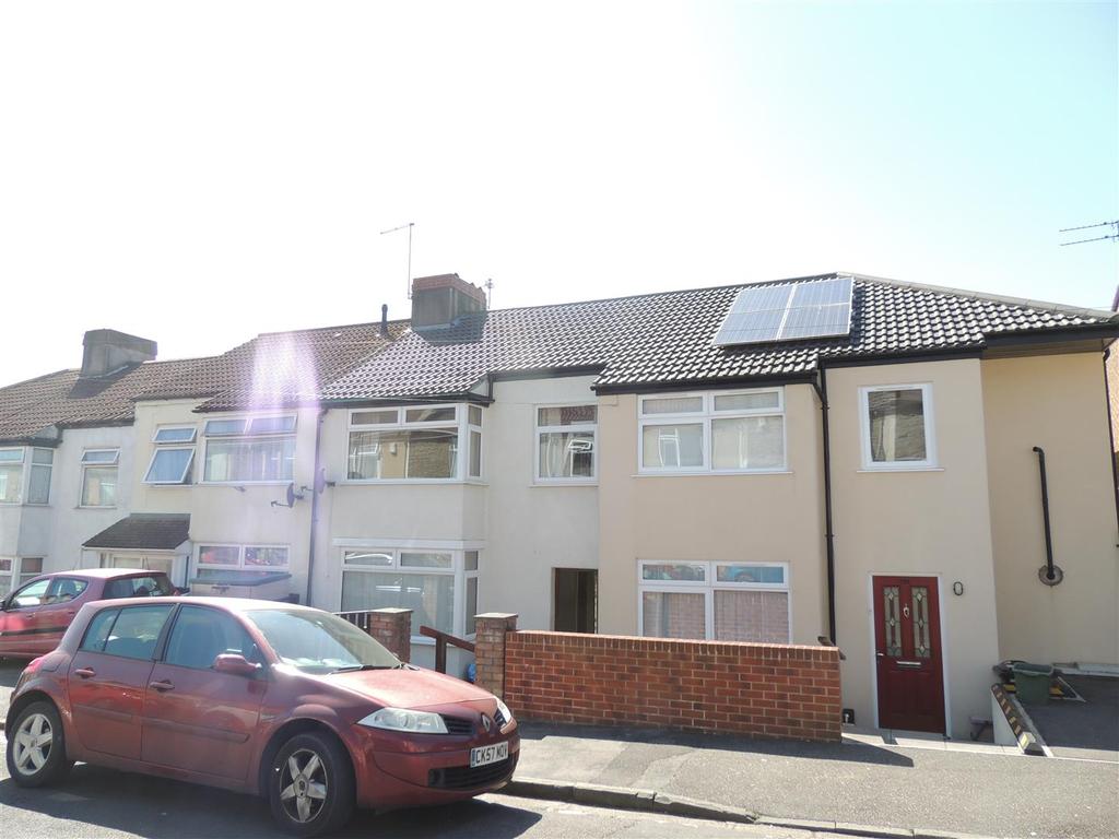 Beaufort Road, Bristol 3 bed terraced house £1,100 pcm (£254 pw)