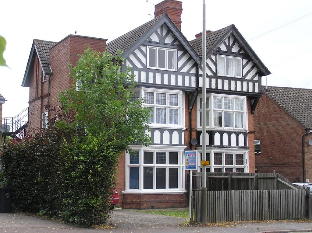 Stoughton Road, Stoneygate, Leicester 5 bed block of apartments £500,000