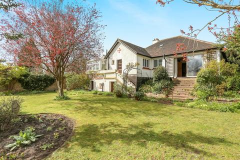 7 Bramble Banks, Carshalton, SM5 4QE