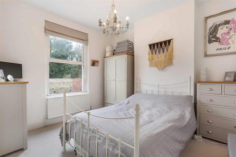 2 Camden Road, Carshalton, SM5 2NS