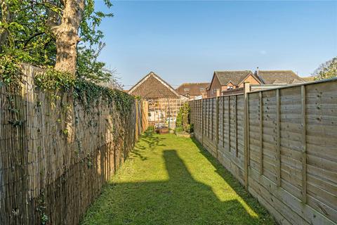5 Queens Road, Thame, OX9 3NF