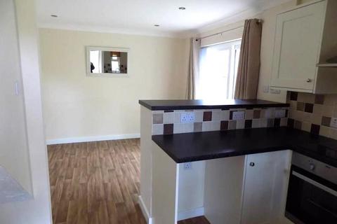 1 bedroom terraced house to rent, Caxton Court, King's Lynn, PE30