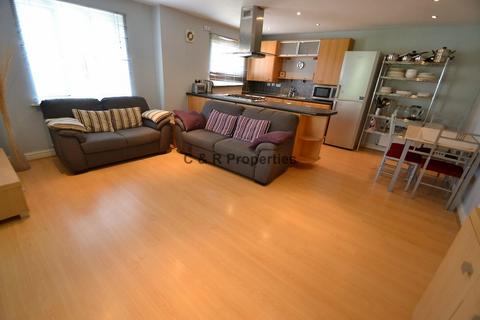 2 bedroom flat to rent, Meridian Square, Stretford Road,  M15 5JH