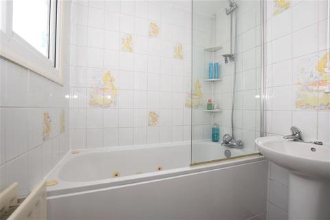 10 Wellow Walk, Carshalton, SM5 1QJ