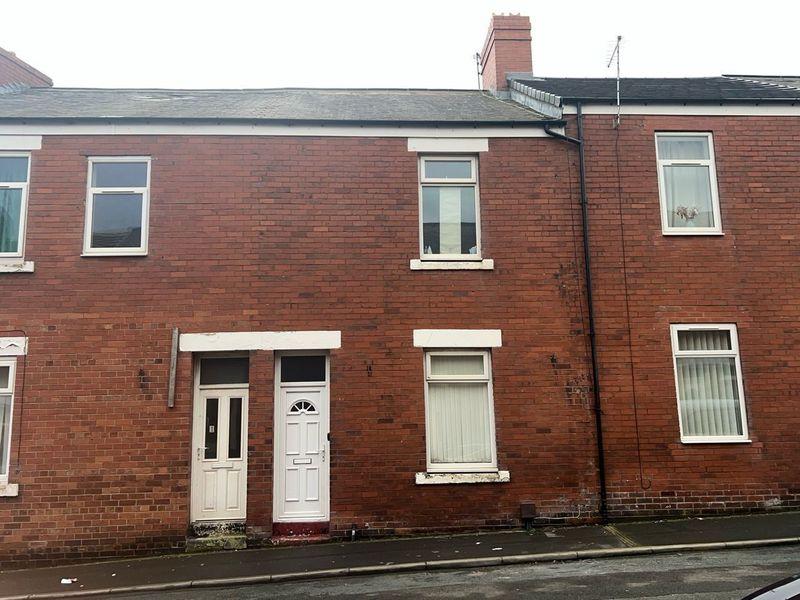 2 bedroom Terraced for rent