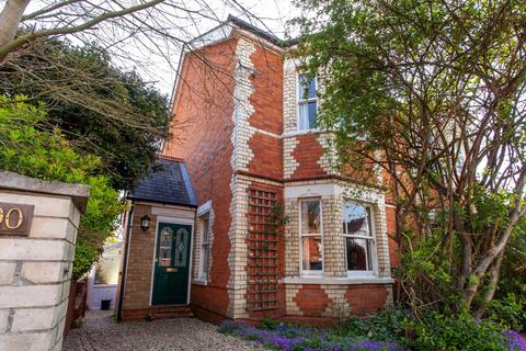 90 Blenheim Road, Caversham, Reading, RG4 7RR