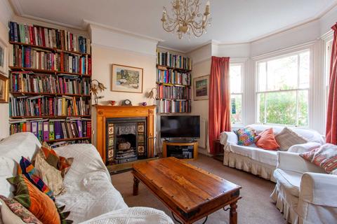 90 Blenheim Road, Caversham, Reading, RG4 7RR