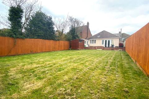 25 Barons Way, Northampton, NN2 8HP