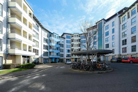 7/9 Dock Street, Edinburgh, EH6 6HU