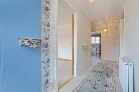 5 Lennoch Circle, Comrie, Crieff, PH6 2HS