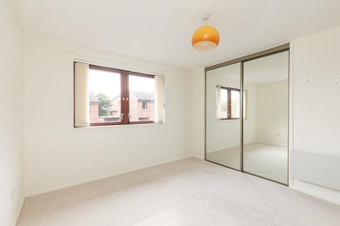 6 Buckstone Crook, Edinburgh, EH10 6XR