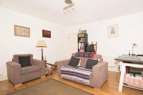 1 bedroom flat for sale - Malden Road, Chalk Farm, NW5