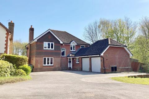 41 Kingcup Close, Broadstone, BH18 9GS