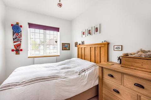9 Dene Close, Bromley, BR2 7JH