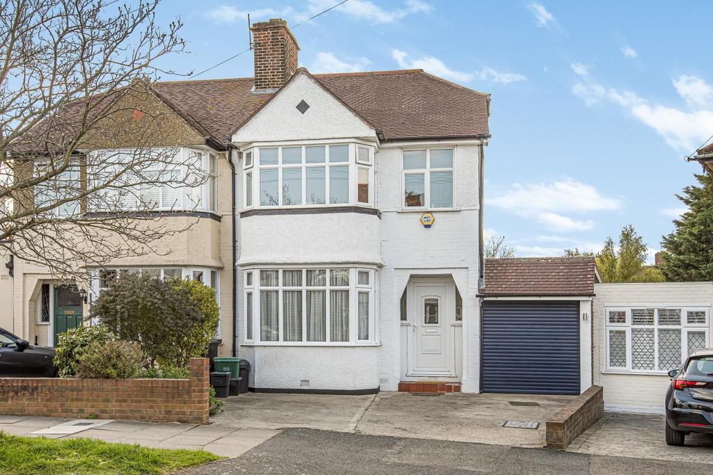 Holmdale Road, Chislehurst 4 bed semidetached house £645,000