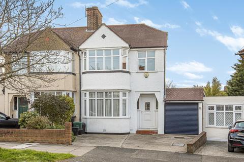 13 Holmdale Road, Chislehurst, BR7 6BY