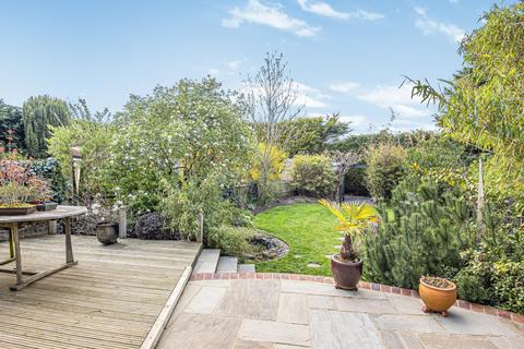 13 Holmdale Road, Chislehurst, BR7 6BY