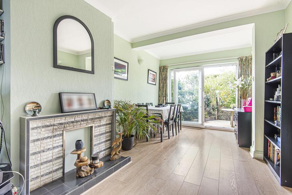 Holmdale Road, Chislehurst 4 bed semidetached house £645,000