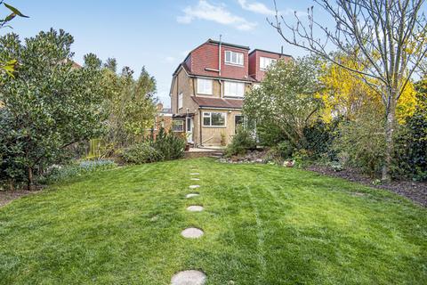 13 Holmdale Road, Chislehurst, BR7 6BY
