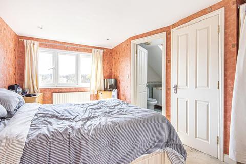 13 Holmdale Road, Chislehurst, BR7 6BY