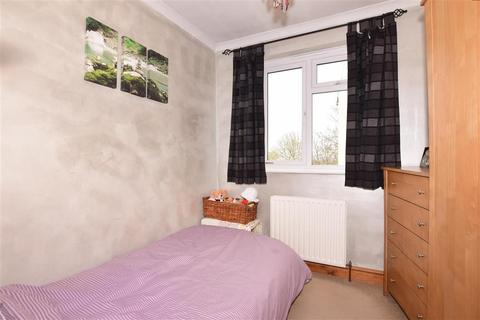 3 Clarence Place, Gravesend, DA12 1LD