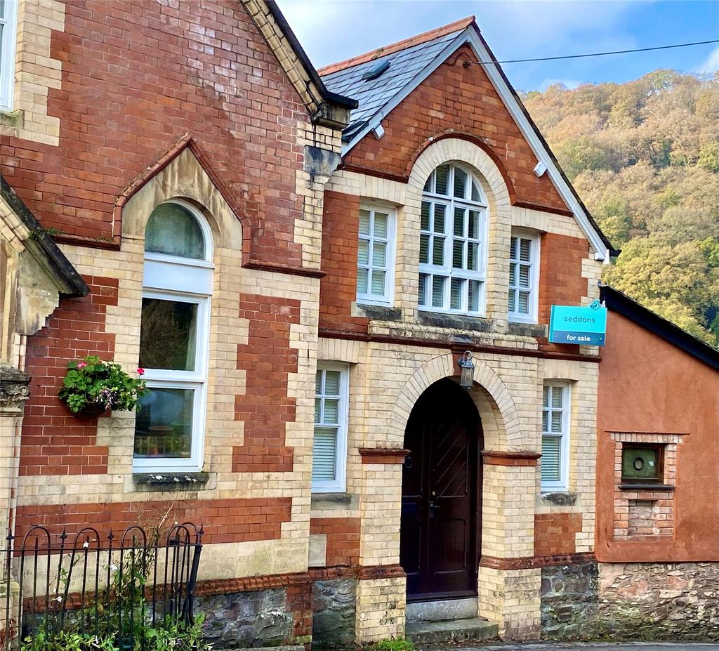 Dulverton Seddons