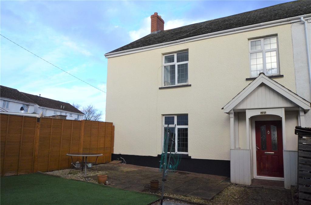 Duke Street, Cullompton, Devon, EX15 4 bed semidetached house £280,000