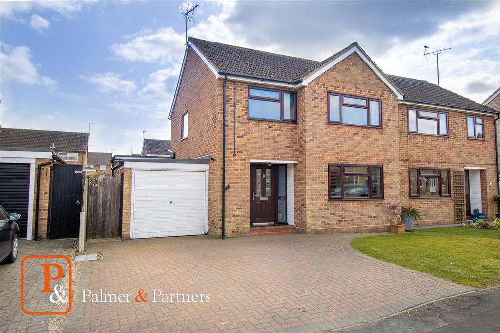 Old Road, LayerDeLaHaye, Colchester, CO2 3 bed semidetached